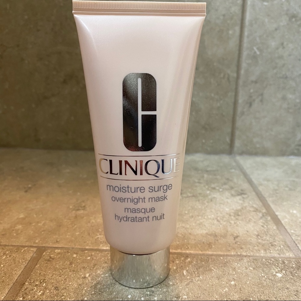 Clinique Moisture Surge Overnight Mask